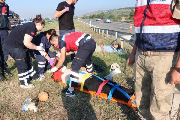 Bolu'da minibüs takla attı: 2 ölü, 10 yaralı