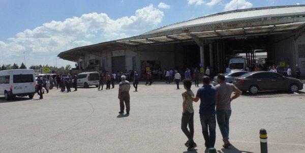 Bursa’da boşanmak isteyen çiftin aileleri birbirine girdi