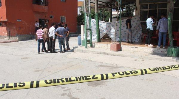 Çay ocağı işletmecisi silahlı saldırıda öldü