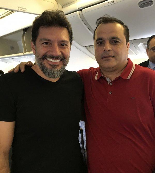 Hakan Atilla'nın uçaktaki fotoğrafının hikayesi