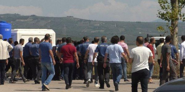 Bursa’da boşanmak isteyen çiftin aileleri birbirine girdi