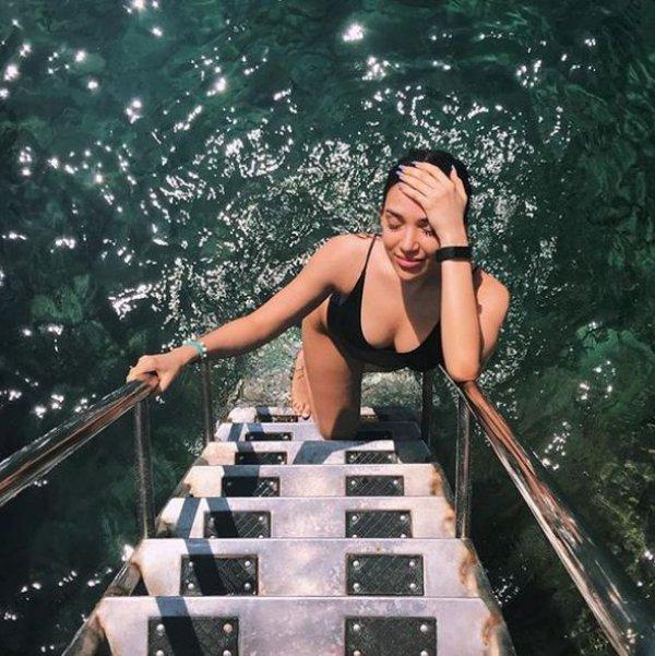 Rafet El Roman'ın kızları tatilde