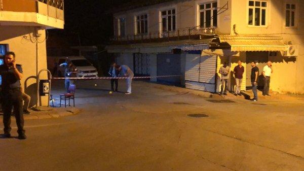 Eski ortağına kıraathane önünde kurşun yağdırdı