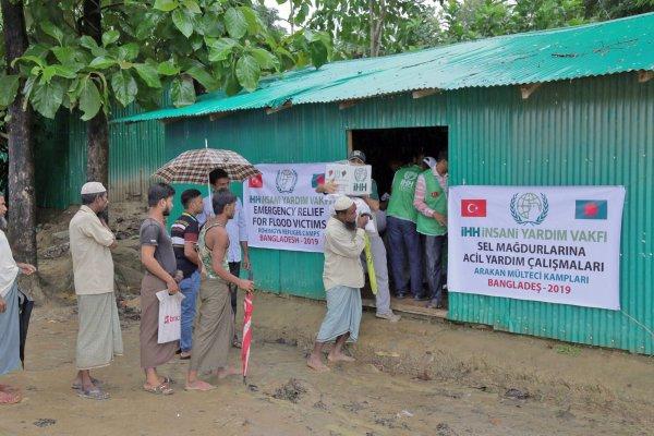 Selin vurduğu Güney Asya’ya yardım