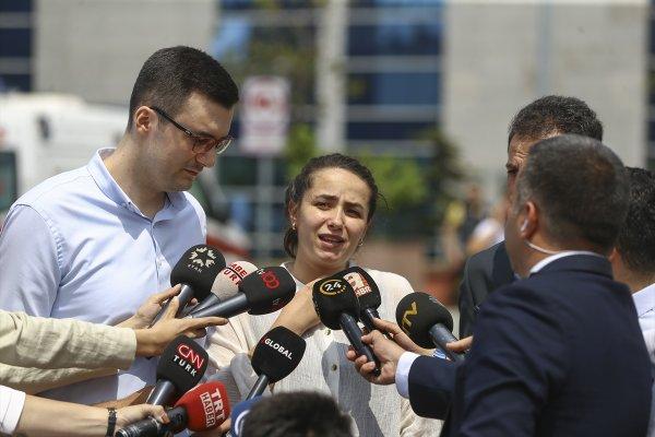 Saldırıya uğrayan hamile kadın tahliye kararıyla yıkıldı