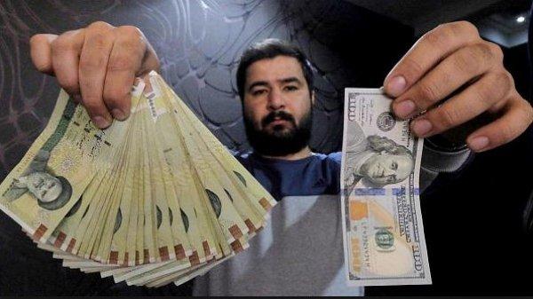 İran, riyalden 4 sıfır atıyor