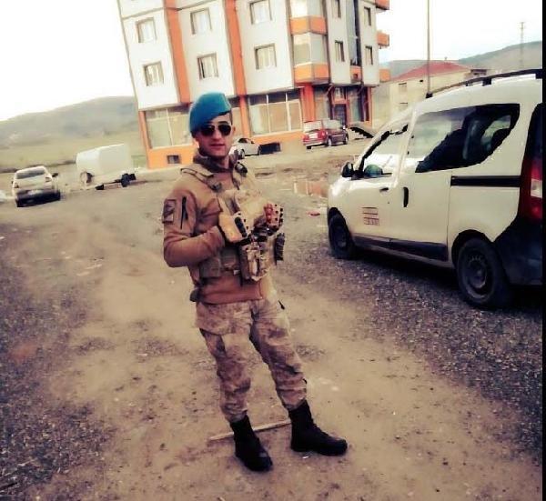 Jandarma uzman çavuş, kazada hayatını kaybetti