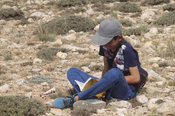 Aileleri için çobanlık yapan ikizlerden büyük başarı