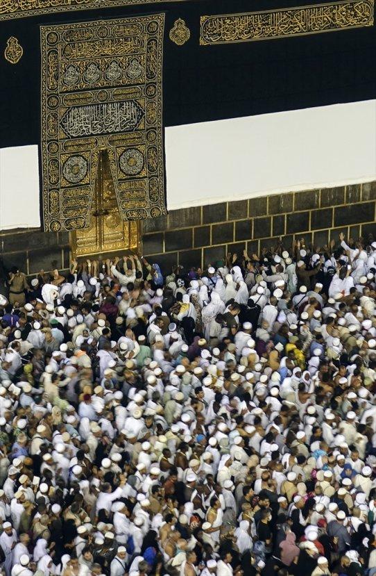 Hacı adayları kutsal topraklarda