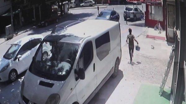 Karaman'da 15 yaşındaki hırsız kasadan parayı çalıp kaçtı