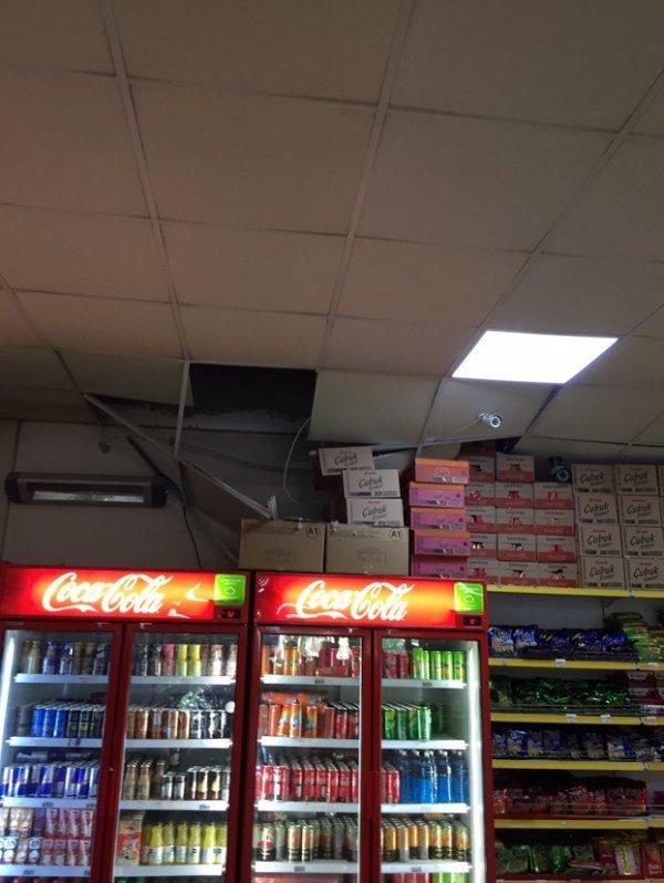 Denizli'deki depremden ilk görüntüler