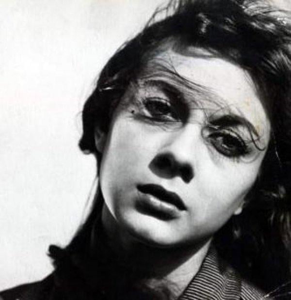 Çolpan İlhan kimdir? - biyografisi