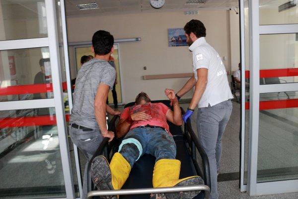 Acemi kasaplar yine kendilerini kesti