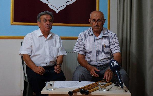 Güzel ezan okunması için neyle eğitim veriyor