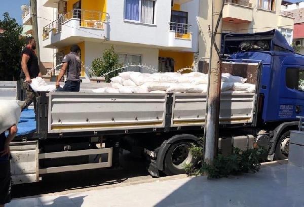 Mersin'de çalınmış 27 ton şeker ele geçirildi