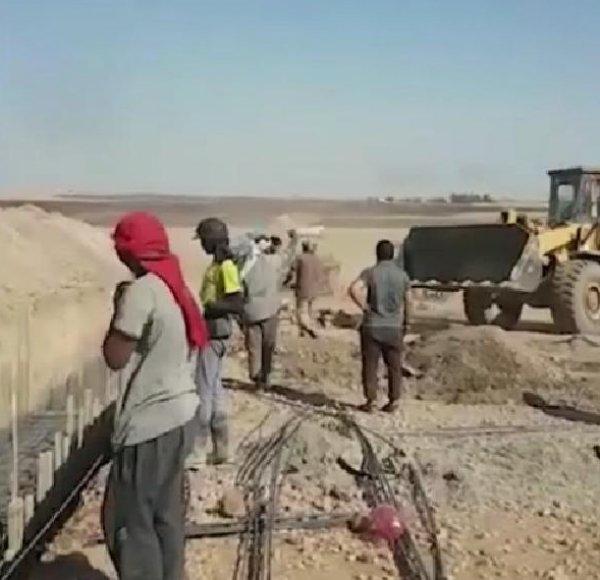 YPG'li teröristler siper kazmaya başladı