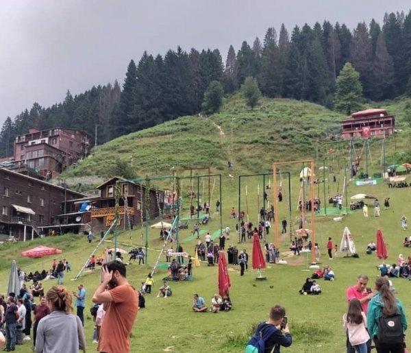 Ayder Yaylası'nda salıncak işgali