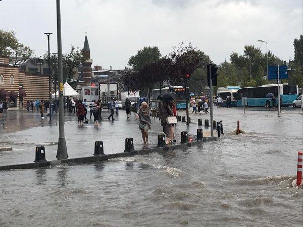 Üsküdar'da kara ve deniz birleşti