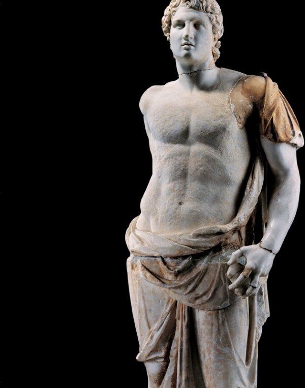 Daha önce bilinmeyen savaş teknikleriyle: Büyük İskender-Fetihler ve Siyaset