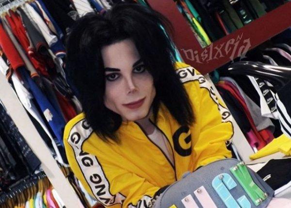 Arjantinli genç idolüne benzemek için her şeyi yapıyor