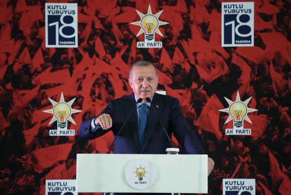 Cumhurbaşkanı Erdoğan'dan partiden ayrılanlara tepki