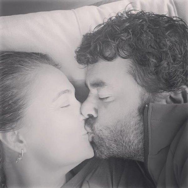 Ceyda Düvenci'den aşk dolu paylaşım