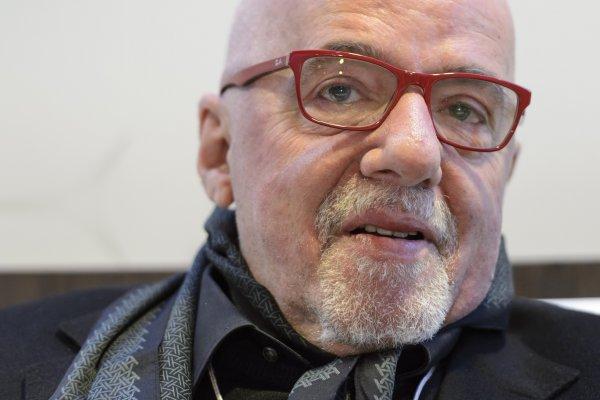 Ünlü yazar Coelho, Fransa’dan özür diledi