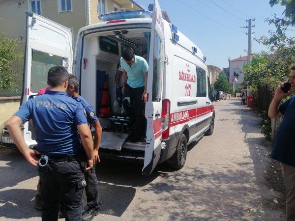 Kocaeli'de amcasının kazasını duyunca kendini bıçakladı