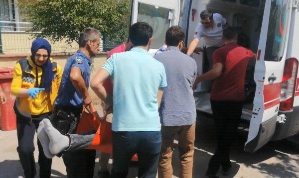 Kocaeli'de amcasının kazasını duyunca kendini bıçakladı