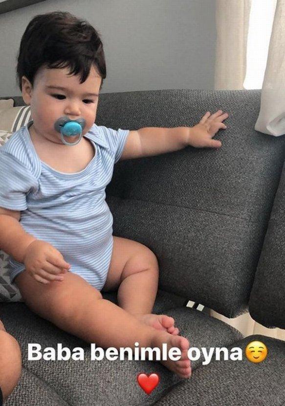 Arda Turan: Oğlumla galibiyeti kutluyoruz