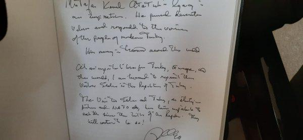 ABD'nin Ankara Büyükelçisi'nden Anıtkabir'e ziyaret