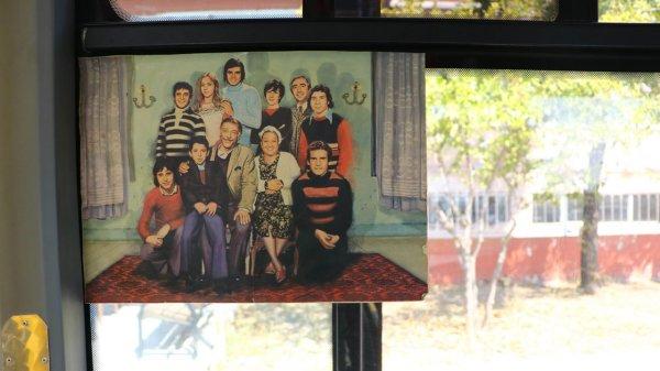 Miniübüste Yeşilçam müziği ve fotoğraflarıyla yolculuk