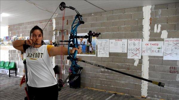 Okçuluk sayesinde dikkat eksikliğini yendi