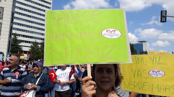 EYT'liler Ankara'da miting düzenledi
