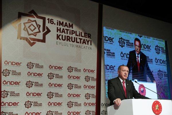 Cumhurbaşkanı Erdoğan: İmam hatipler altın çağında