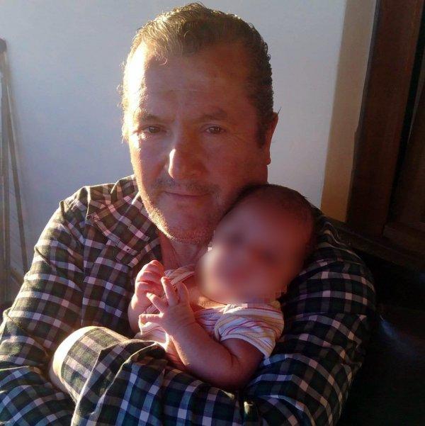 İstanbul'da babasını kerpetenle öldüren genç yakalandı