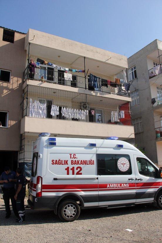 Uyuşturucu bağımlısı kişi ablasını öldürdü