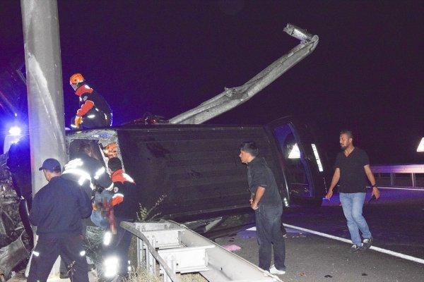 Bilecik'te trafik kazası: 1 ölü, 7 yaralı