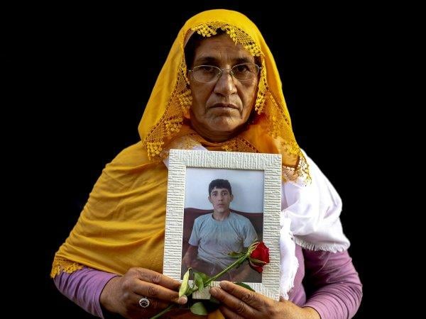 Diyarbakır'daki ailelerin oturma eylemi 11'inci gününde