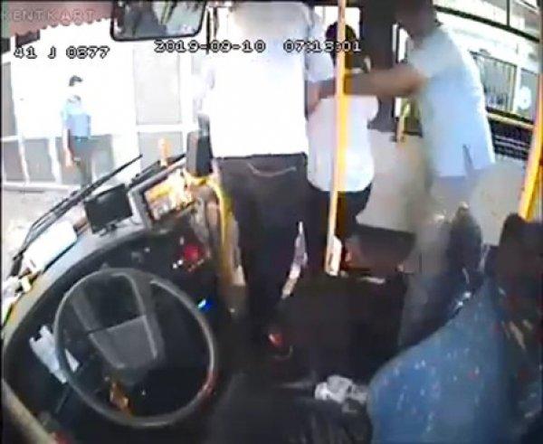 Halk otobüsü sürücüsü, hamile kadını hastaneye yetiştirdi