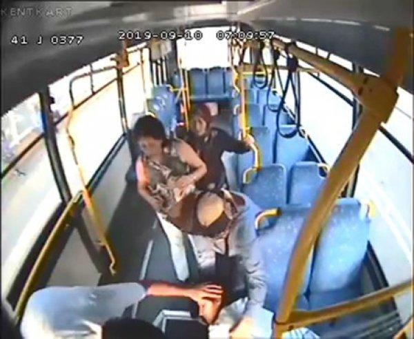 Halk otobüsü sürücüsü, hamile kadını hastaneye yetiştirdi