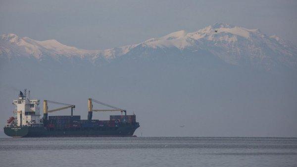 İran, BAE'ye yakıt taşıyan tankere el koydu
