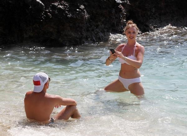 Alanya sahilleri tıklım tıklım dolu