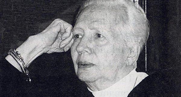 İki kadın, iki hikâye: Bir Hanımefendinin Ölümü