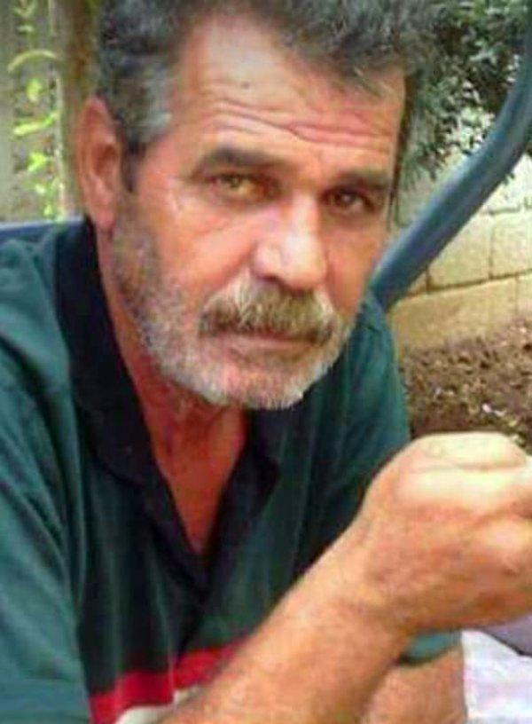 Babasına at yarışı oynatan bayi sahibini öldürdü