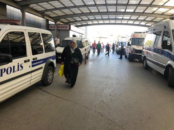 Dişi uyuşmadığı için doktoru bıçakladı