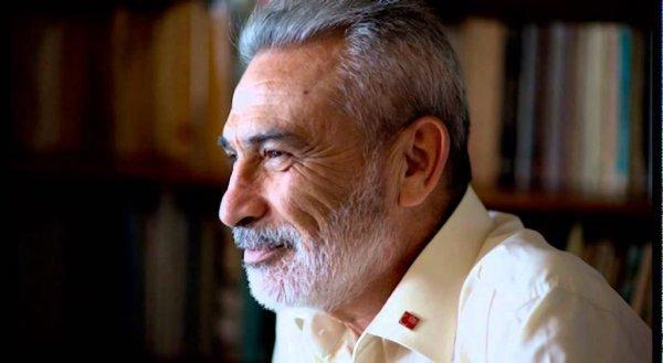 İsmet Özel hakkında yazılmış kitaplar. İyi ki doğdun İsmet Özel.