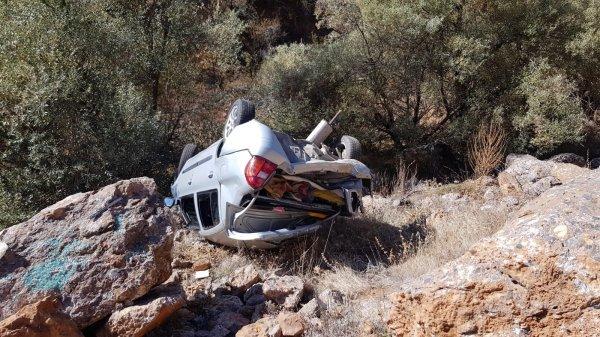Kayseri'de kontrolden çıkan araç dere yatağına uçtu