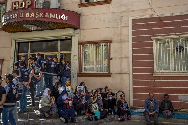 PKK çocuklarla video çekip, ailelere gönderecekti