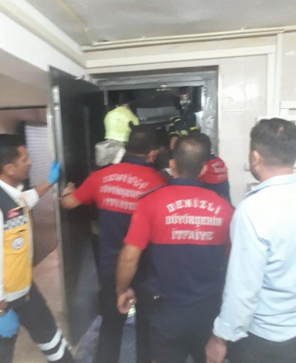Denizli'de asansörde sıkışan 15 yaşındaki çocuk can verdi